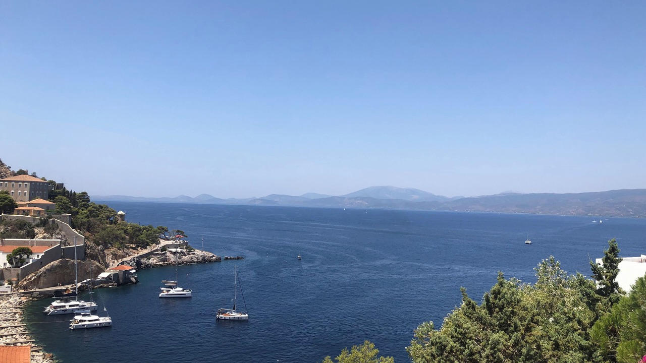 Photo of Bedroom in Hydra
