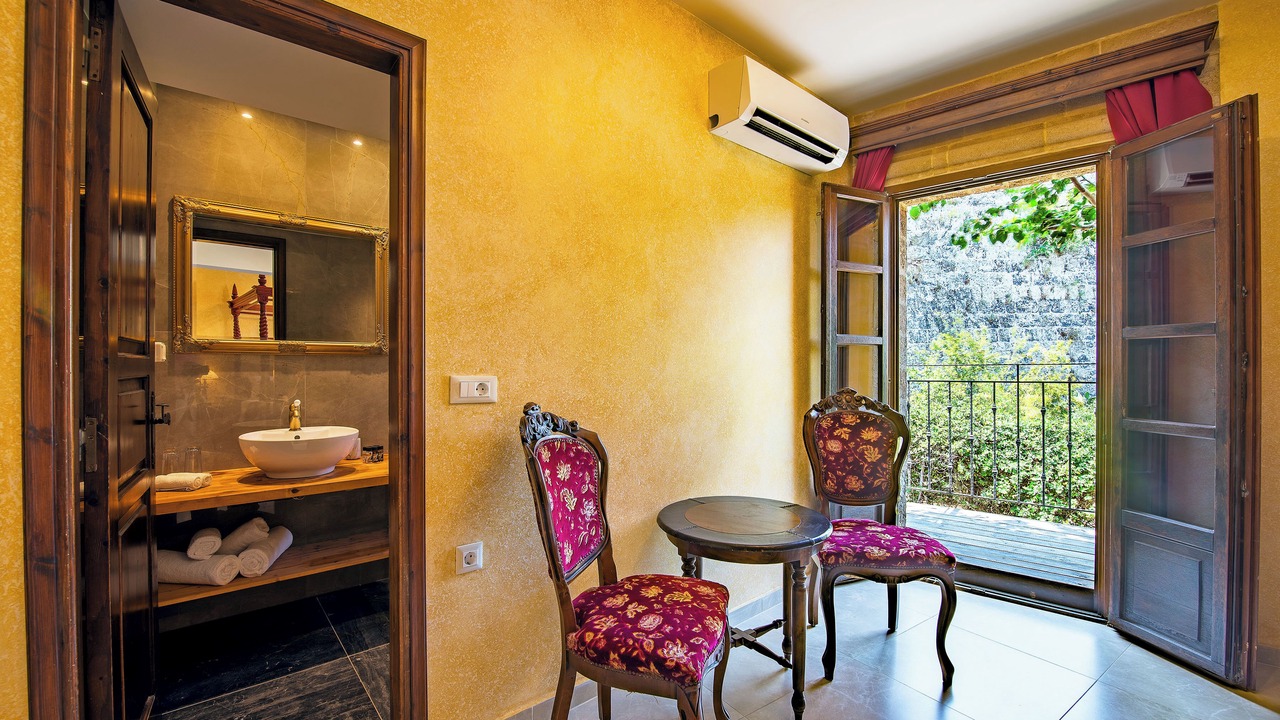 Photo of Bedroom in Rhodes Old Town
