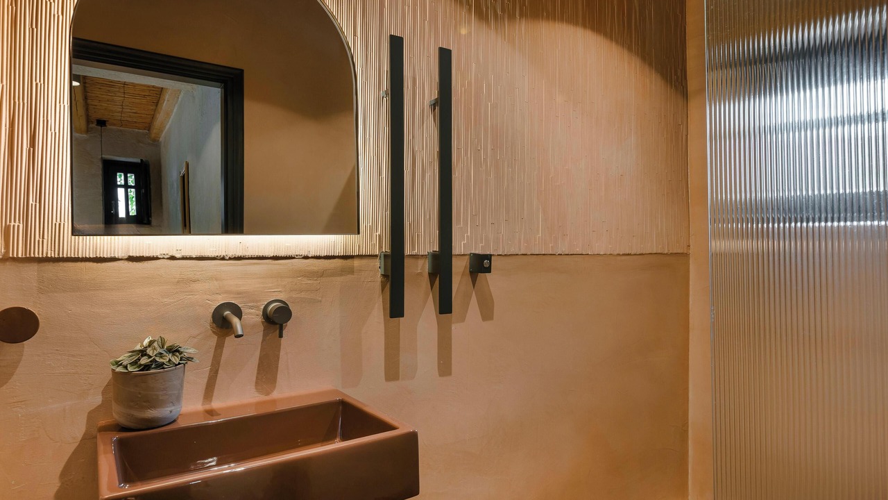 Photo of Bathroom in Ampelas