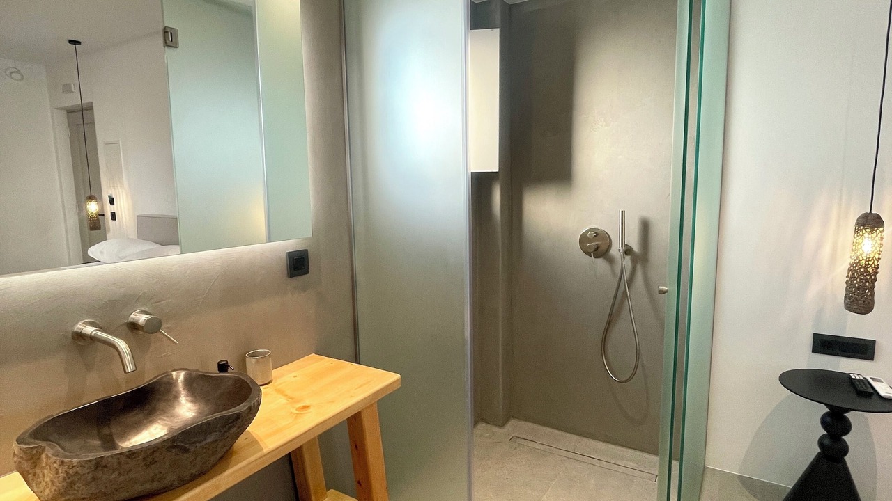 Photo of Bathroom in Ano Mera
