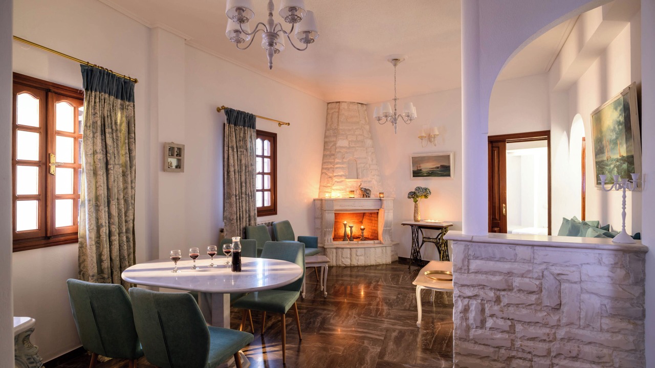 Photo of Bedroom in Fira