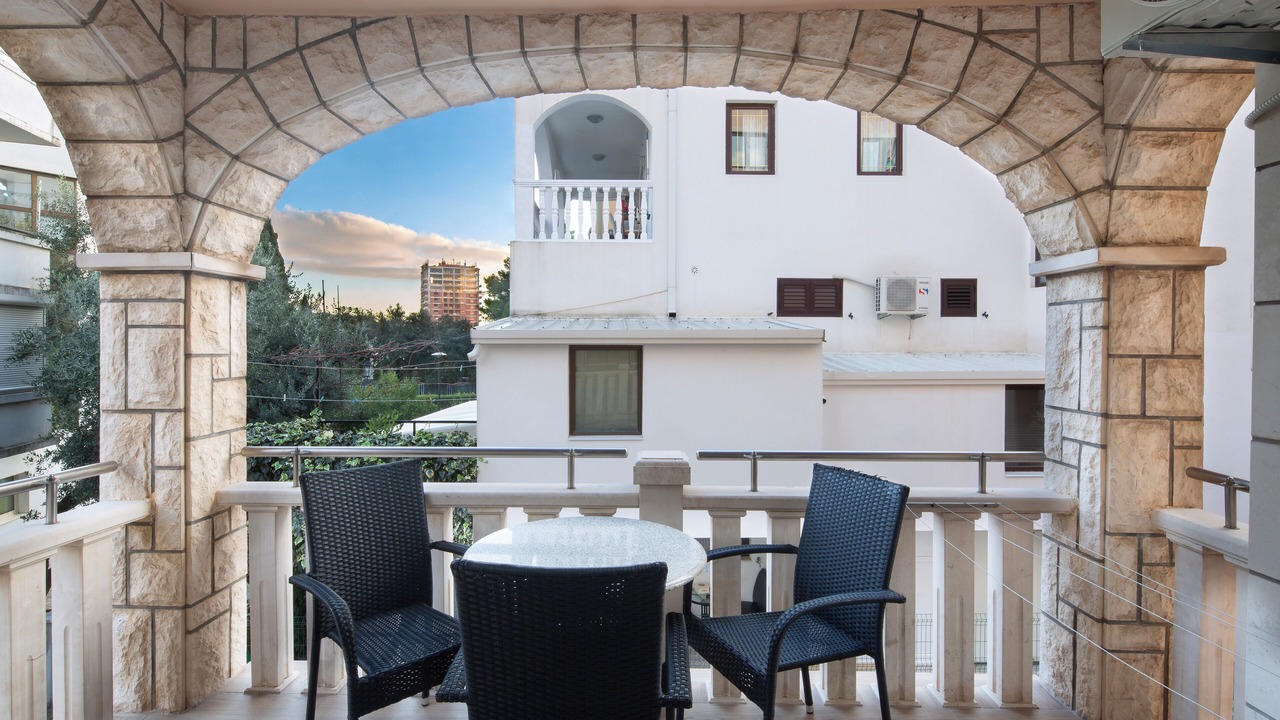 Photo of Patio Balcony in Maini