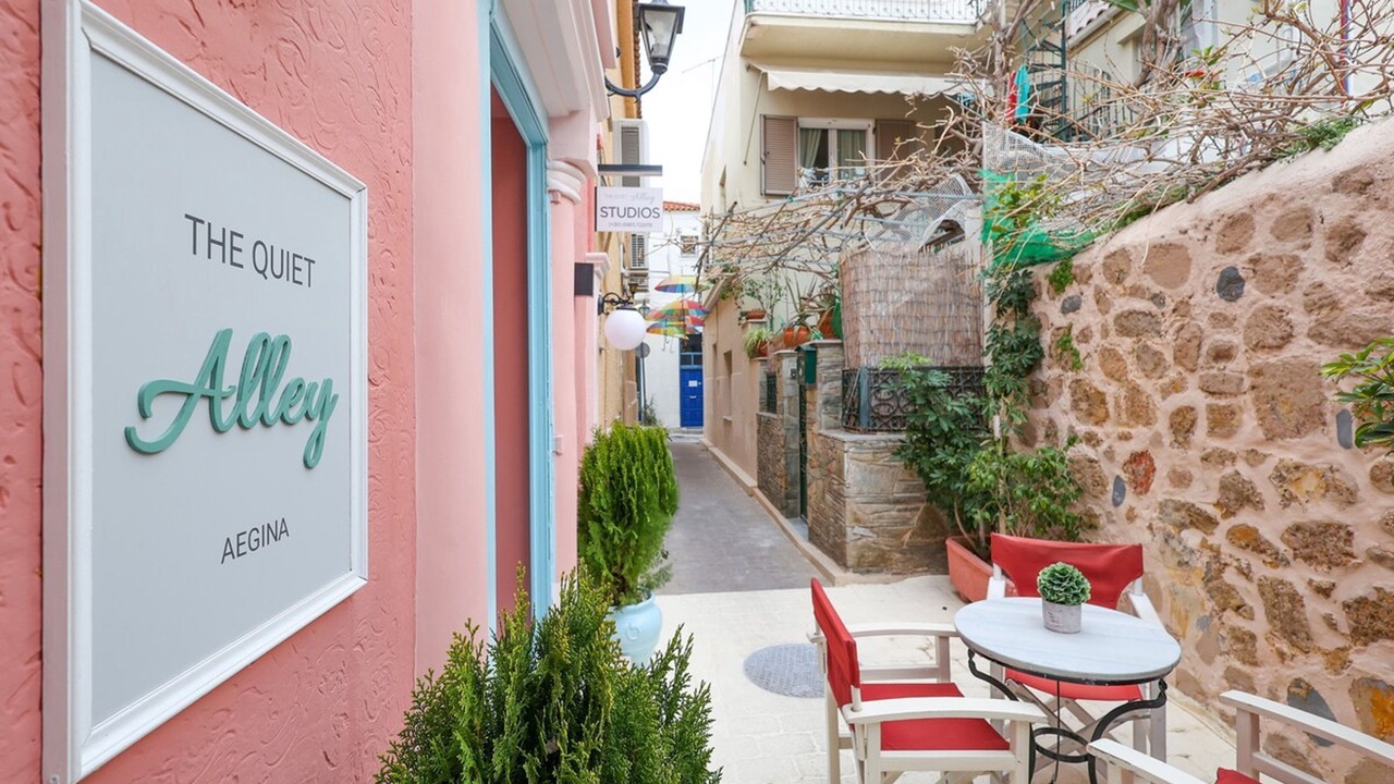 Photo of Others in Aegina Town