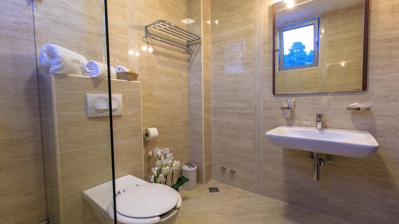 Photo of Bathroom in Sutomore