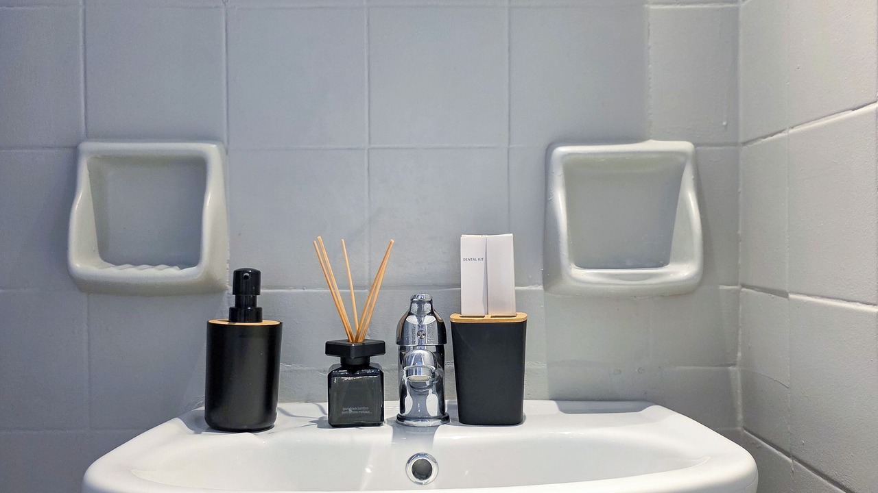 Photo of Bathroom in Vothon