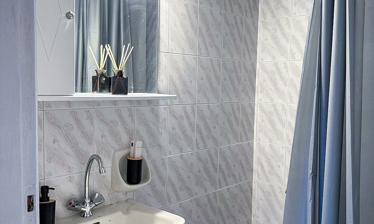 Photo of Bathroom in Vothon