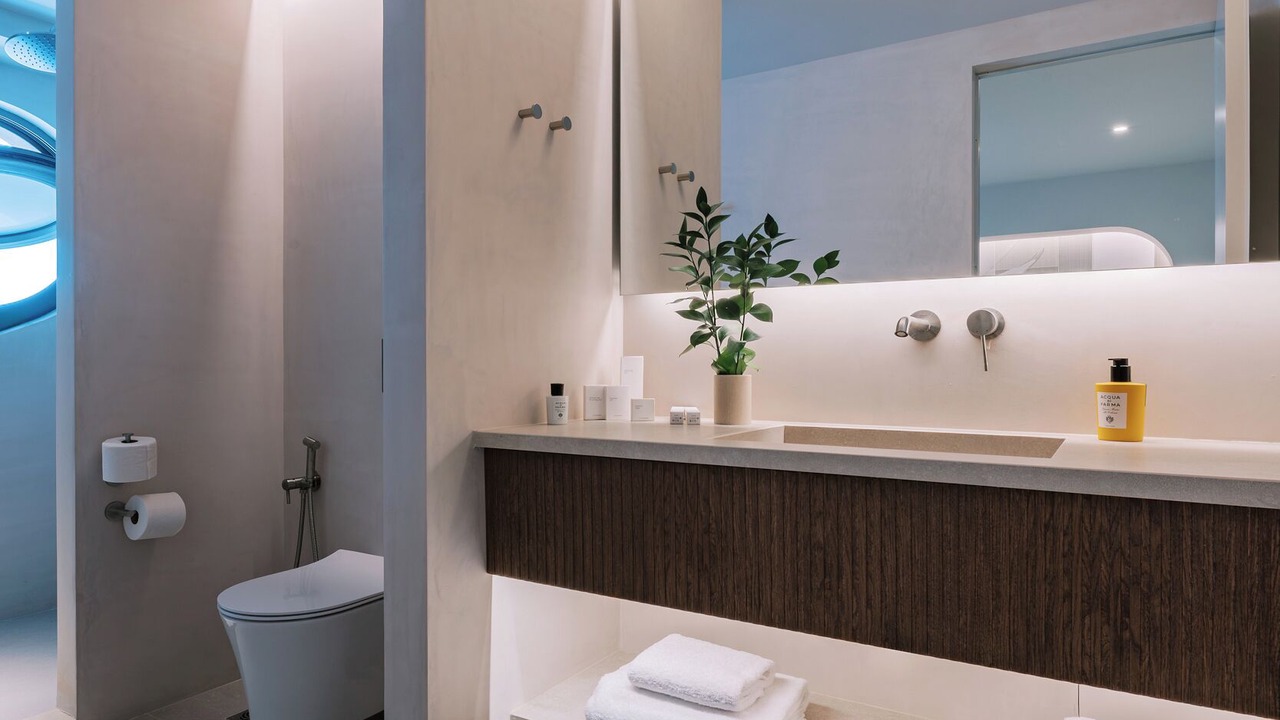 Photo of Bathroom in Rhodes Town
