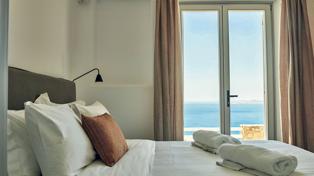 Photo of Bedroom in Faros Armenistis