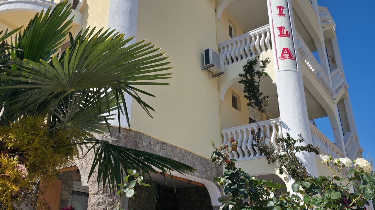 Photo of Outdoor in Bar