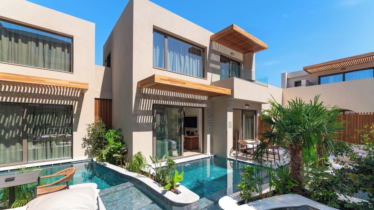 Photo of Outdoor in Ixia