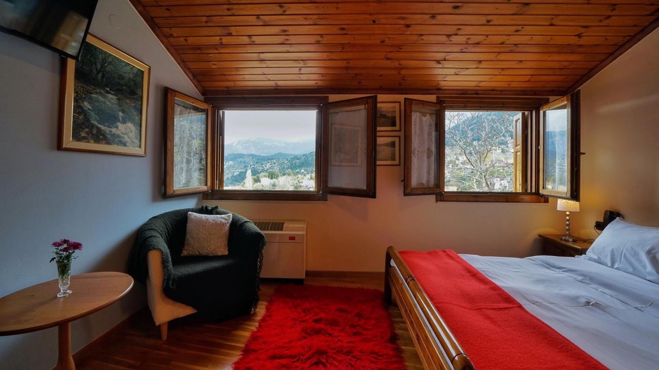 Photo of Others in Eptalofos