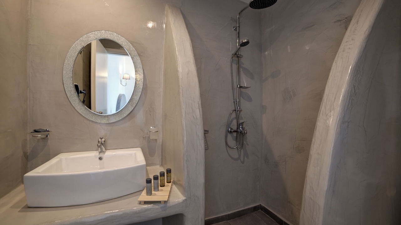 Photo of Bathroom in Firostefani