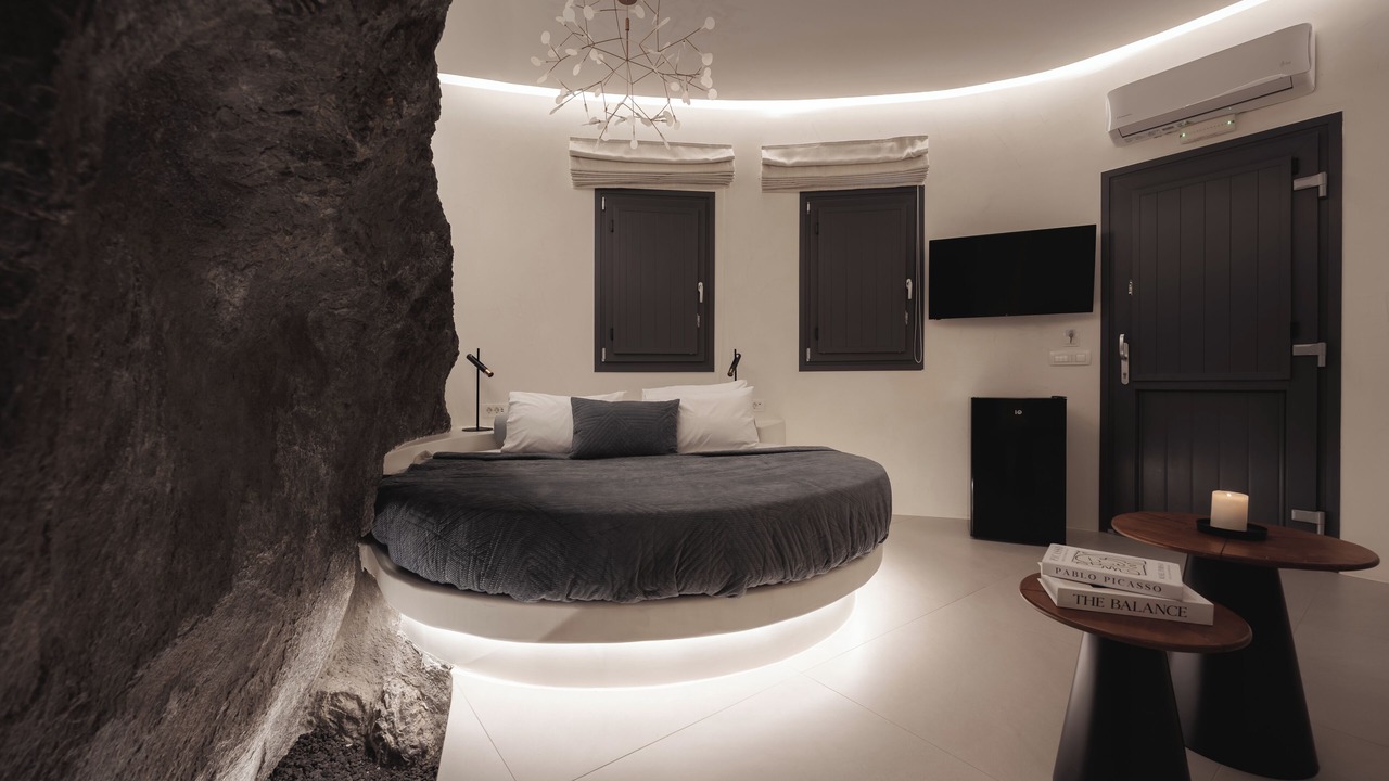 Photo of Bedroom in Messaria