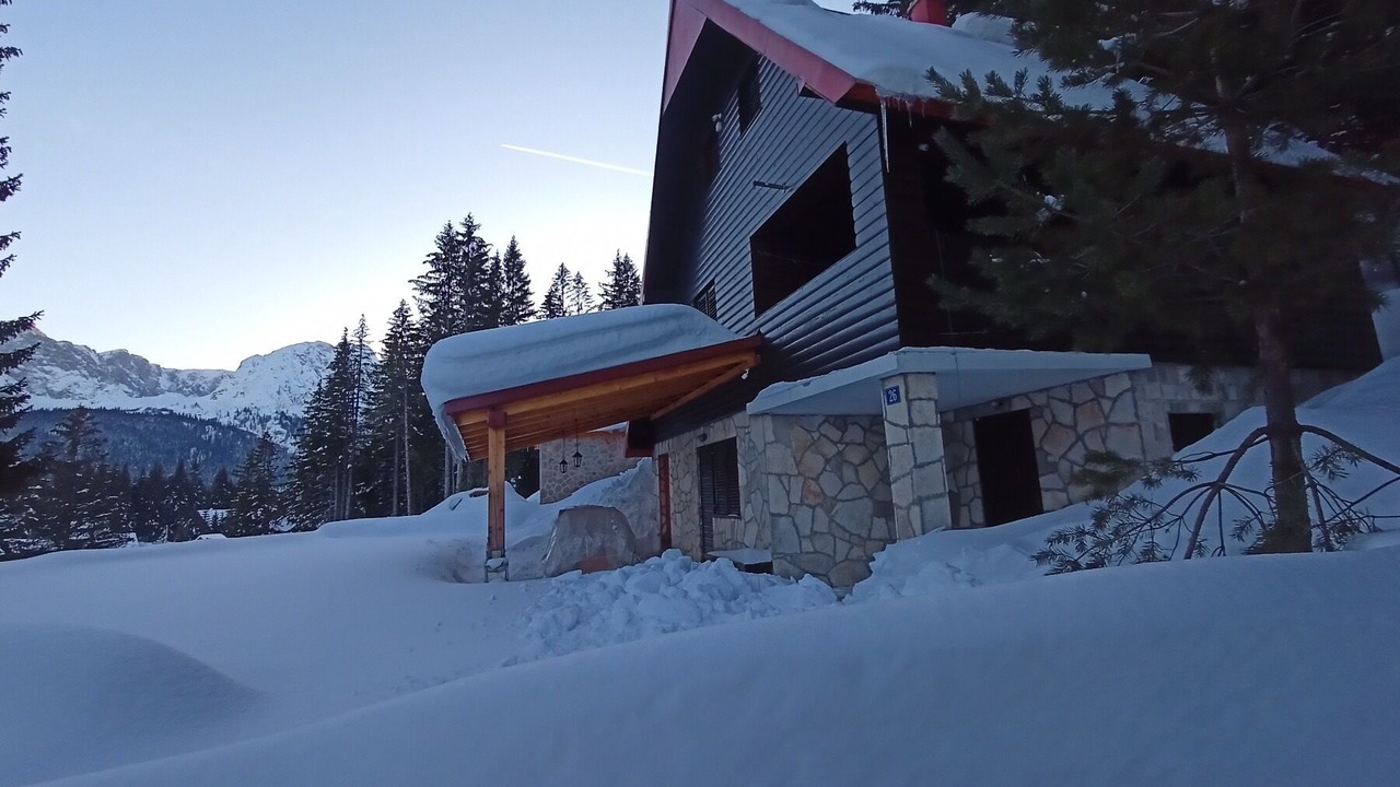 Photo of Outdoor in Pitomine