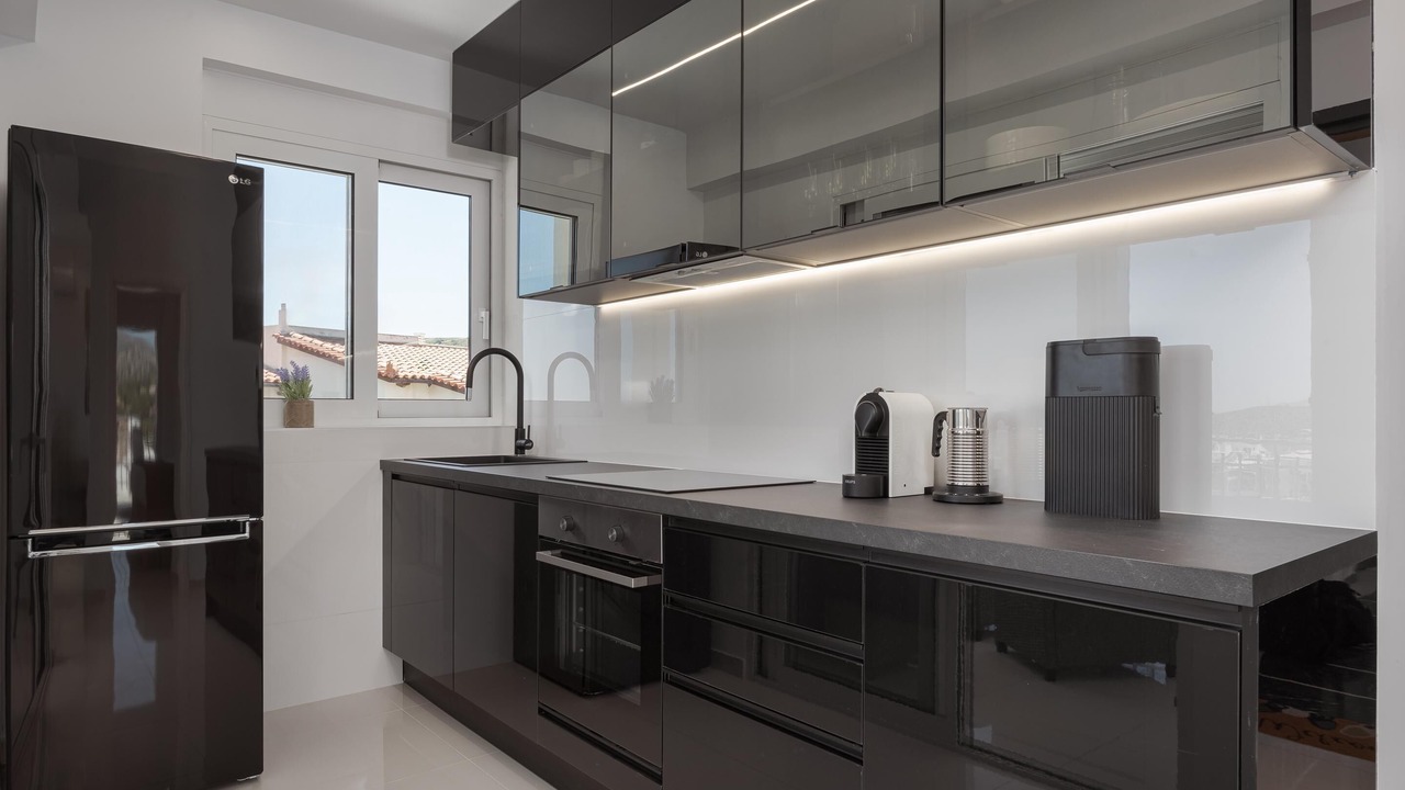 Photo of Kitchen in Varkiza