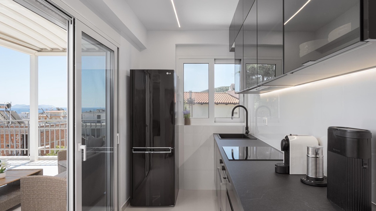 Photo of Kitchen in Varkiza