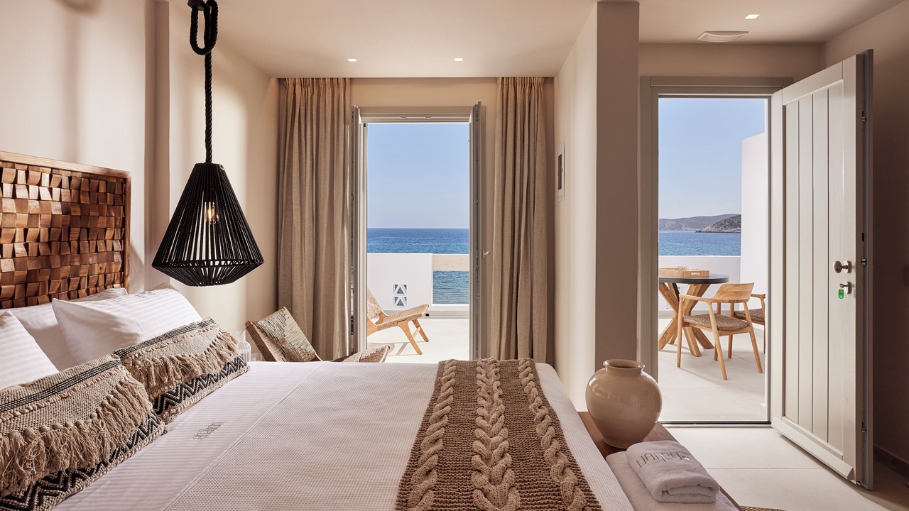 Photo of Bedroom in Platis Gialos