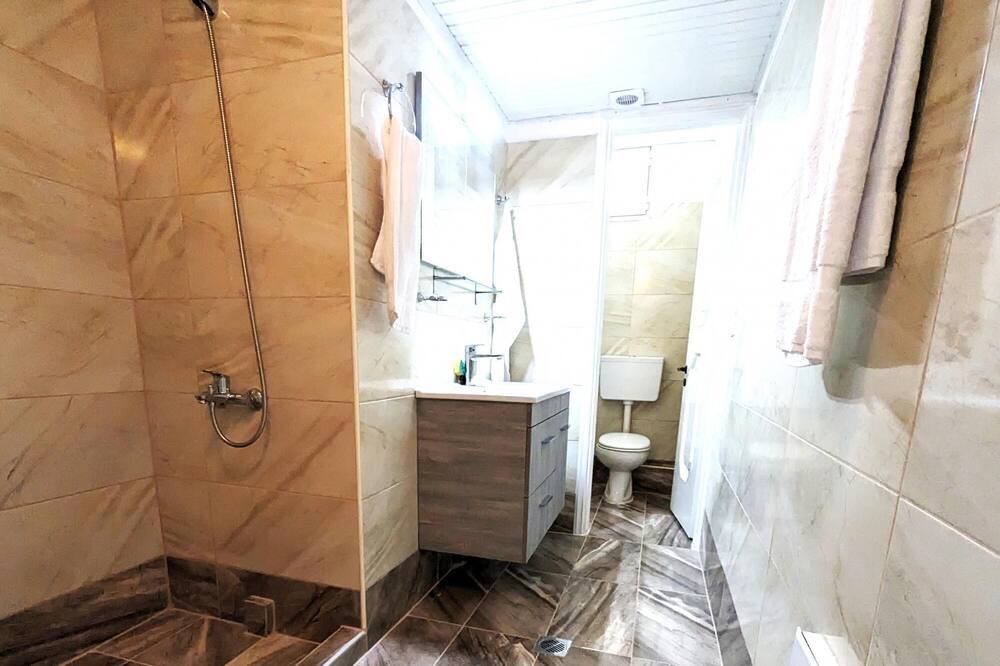 Photo of Bathroom in Kamena Vourla