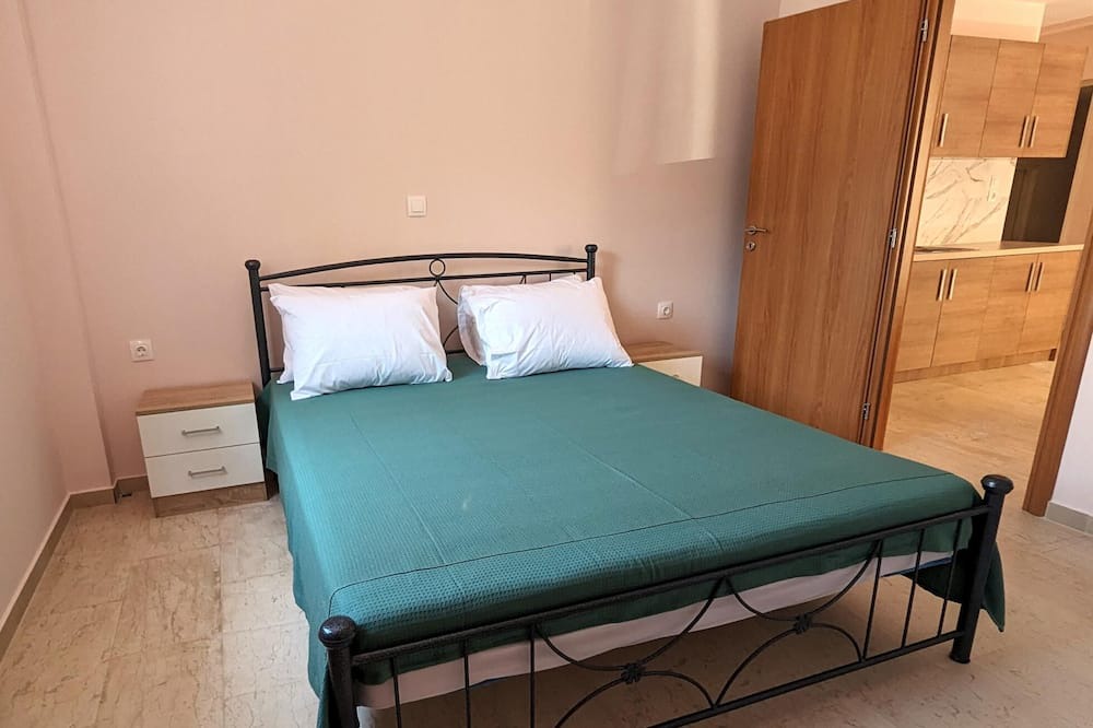 Photo of Bedroom in Kamena Vourla