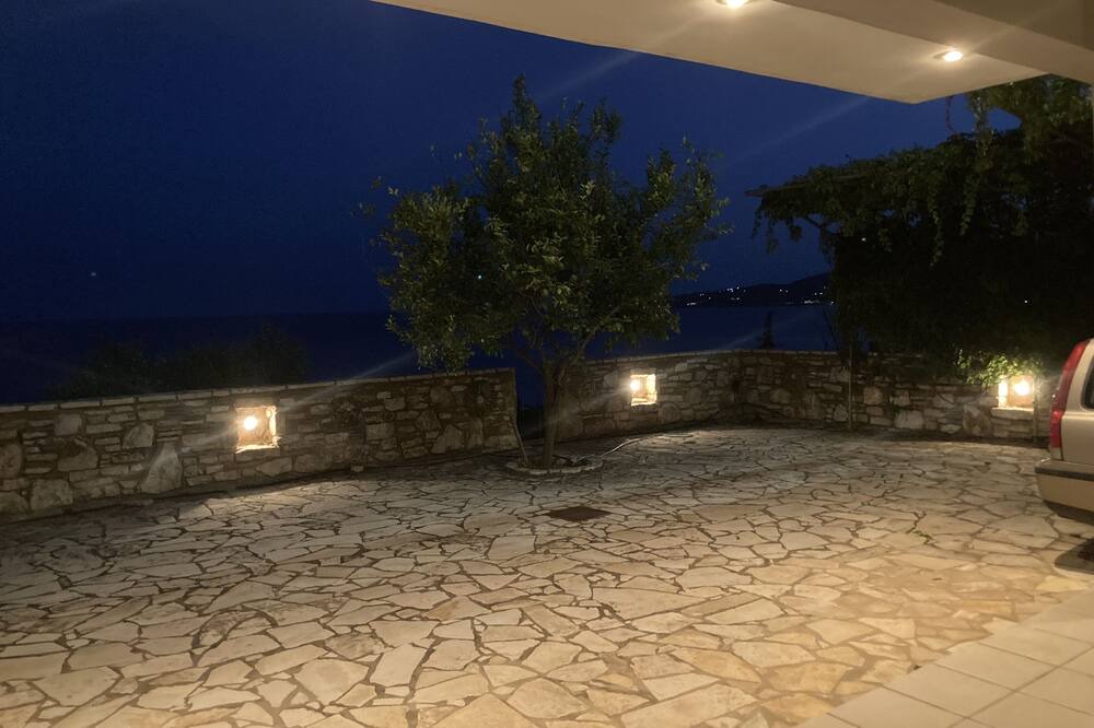 Photo of Patio Balcony in Koroni