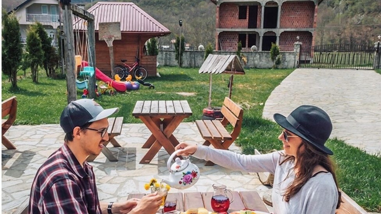 Photo of Others in Vusanje
