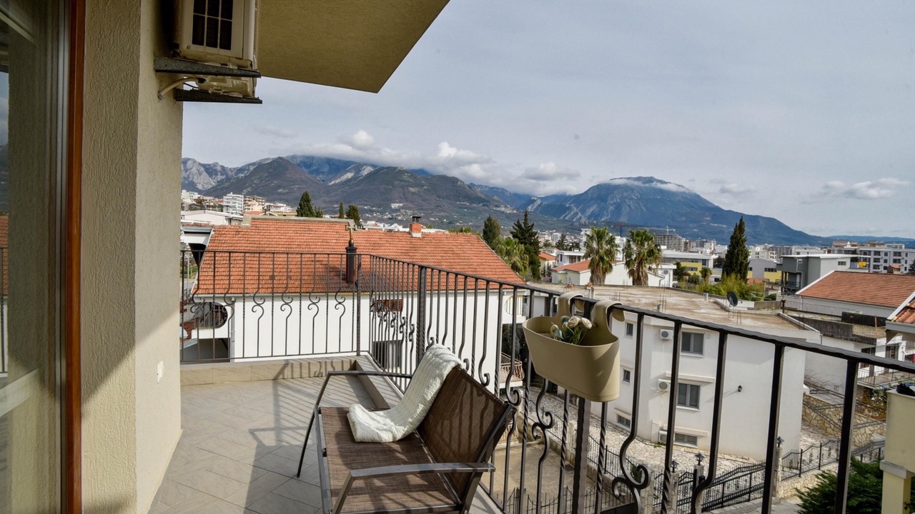 Photo of Outdoor in Bar
