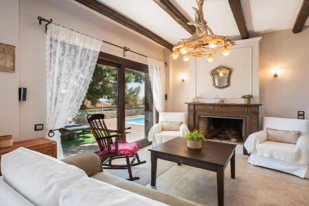 Photo of Livingroom in Souvala