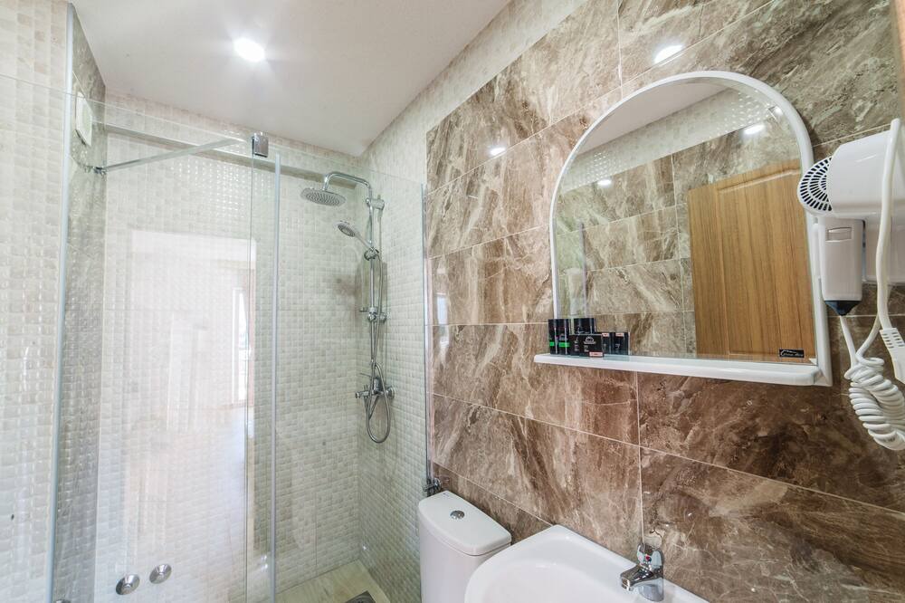 Photo of Bathroom in Rana