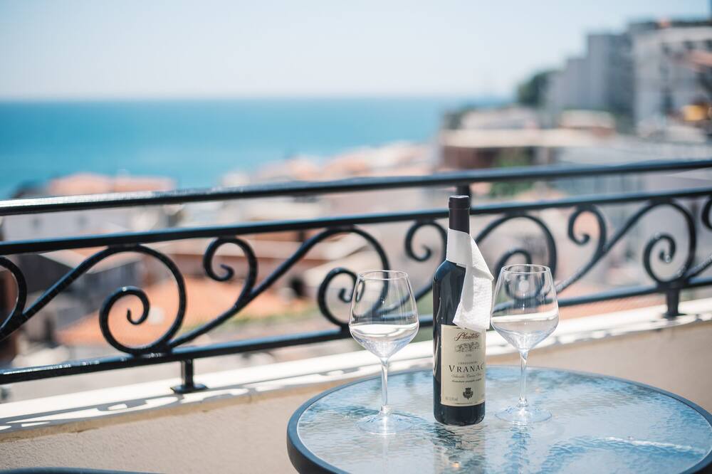 Photo of Patio Balcony in Rana