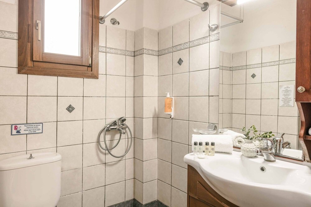 Photo of Bathroom in Kaligata