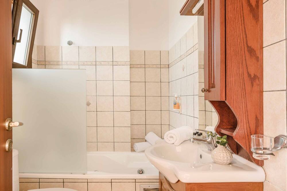 Photo of Bathroom in Kaligata