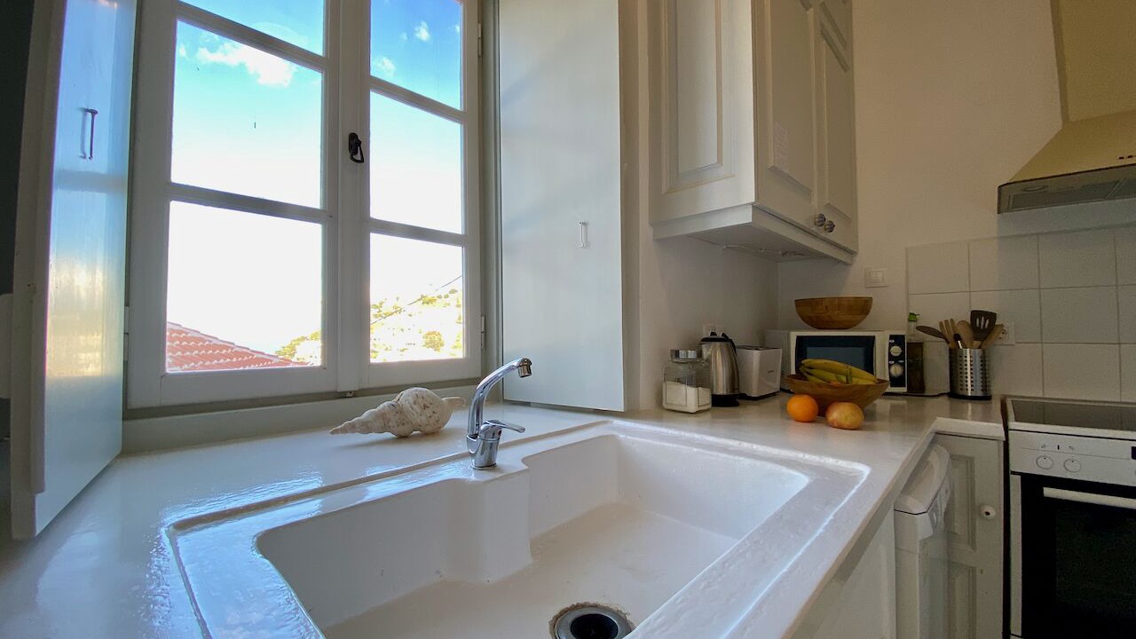 Photo of Kitchen in Vlikhos
