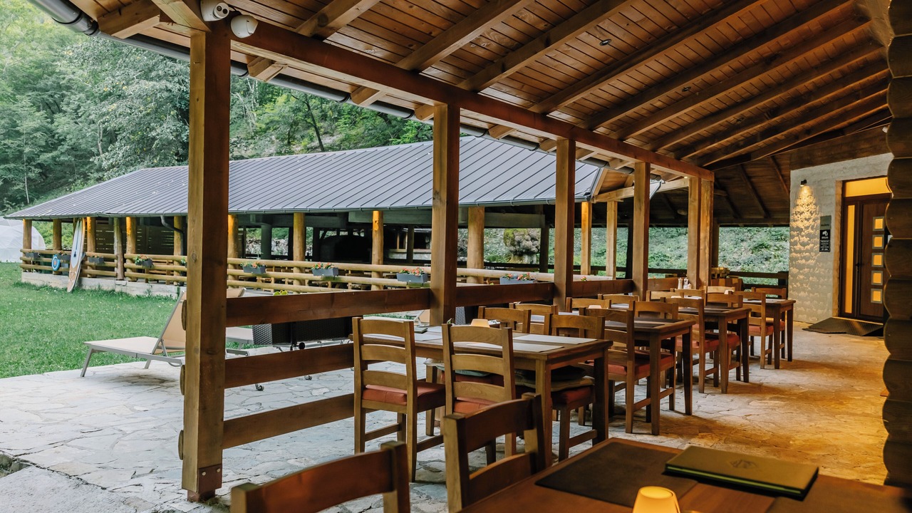 Photo of Outdoor in Pitomine