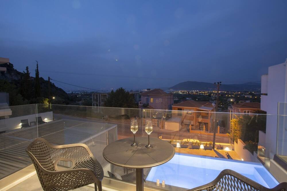Photo of Outdoor in Apolpaina