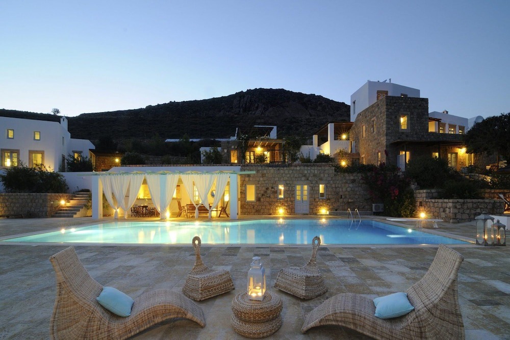 Photo of Outdoor in Grikos