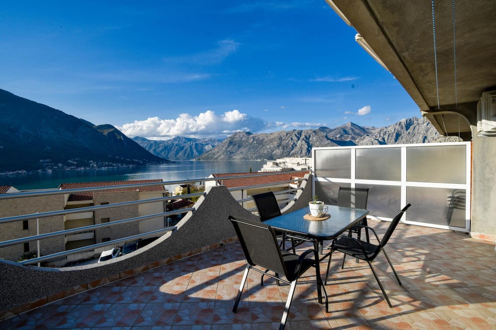 Photo of Outdoor in Dobrota