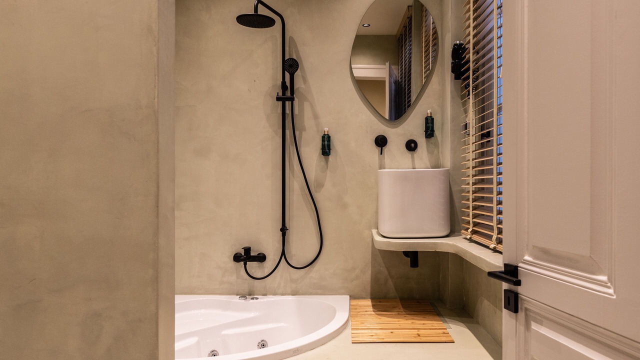 Photo of Bathroom in Monastiraki