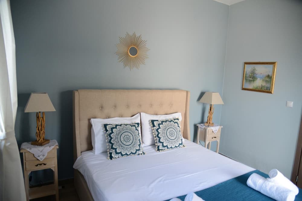 Photo of Bedroom in Sourpi