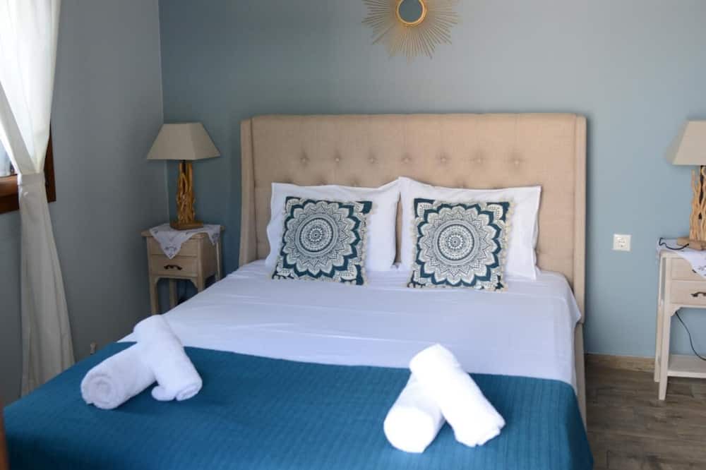 Photo of Bedroom in Sourpi