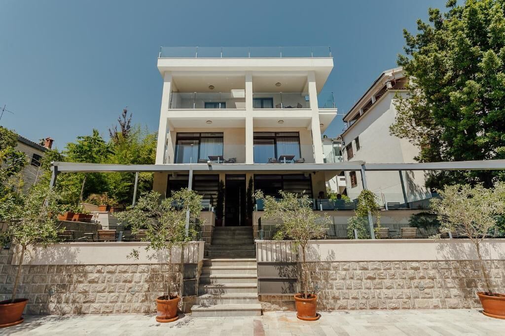 Photo of Outdoor in Topla