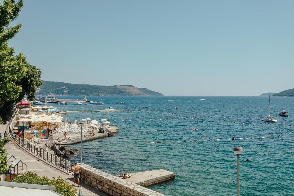 Photo of Others in Topla