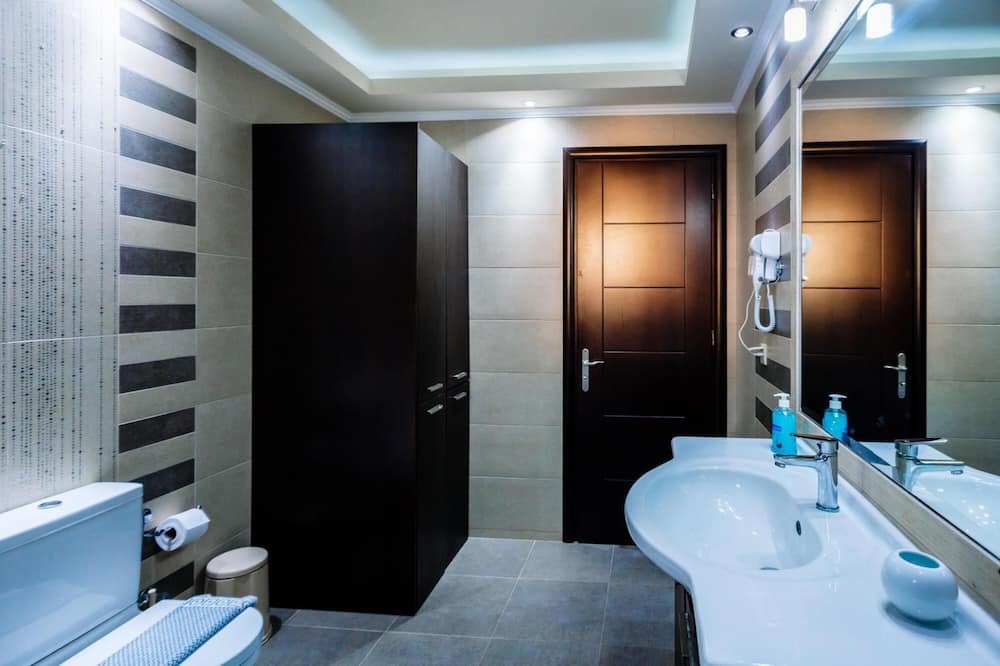Photo of Bathroom in Kalpaki