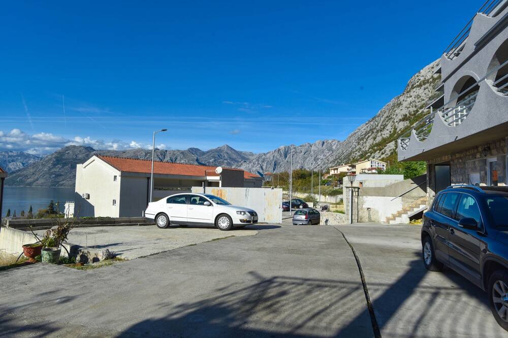Photo of Others in Kotor