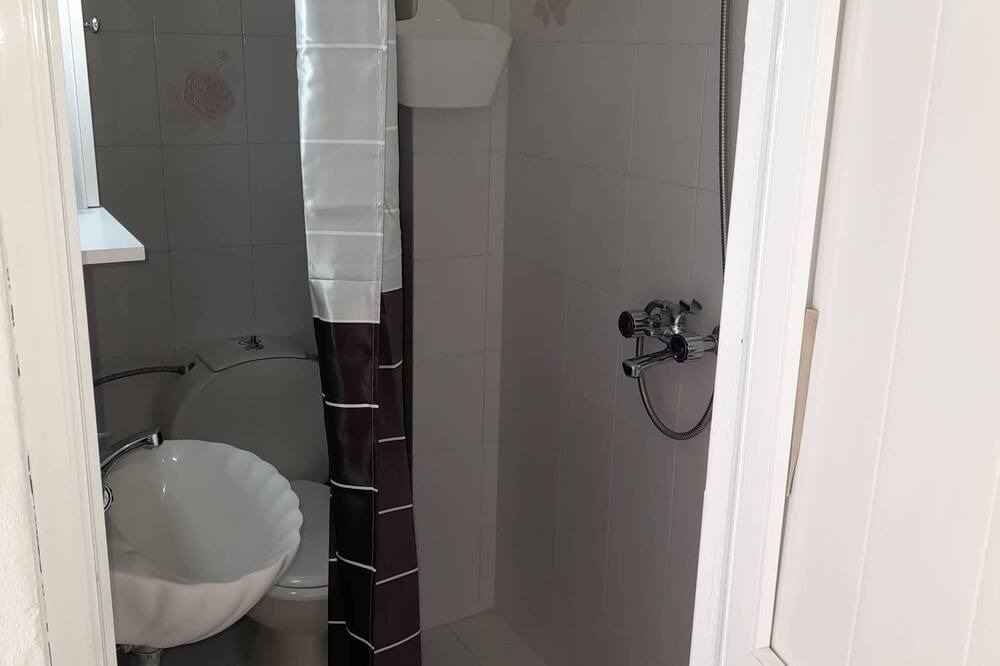 Photo of Bathroom in Haraki