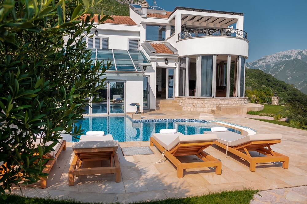 Photo of Outdoor in Vitici