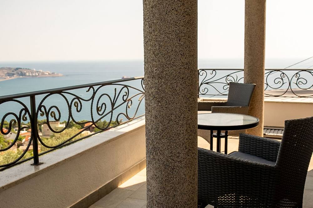 Photo of Patio Balcony in Vitici