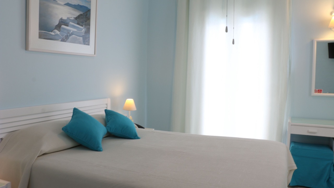 Photo of Bedroom in Perissa