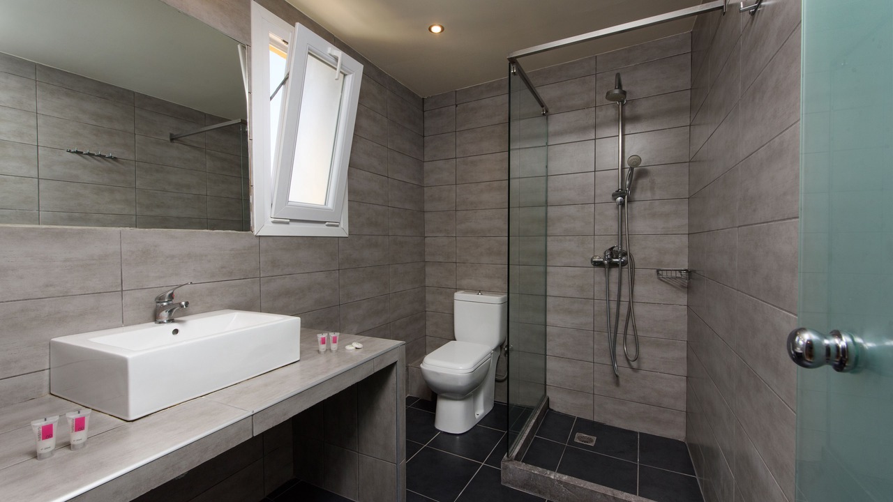 Photo of Bathroom in Kavos