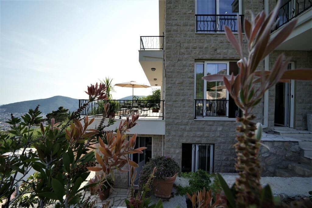 Photo of Outdoor in Podostrog