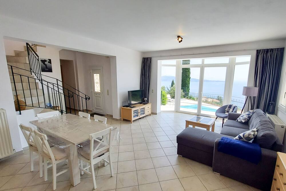 Photo of Livingroom in Gimari